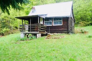Фотографии Дома для отпуска Rustic Tiny House in Polish Mountains г. Laliki (Польша) №1 Фото Дома для отпуска Rustic Tiny House in Polish Mountains г. Laliki 1